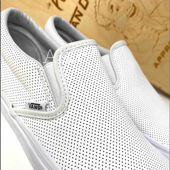 VANS Classic Slip On Perforation Leather White W - Picture 8 of 8
